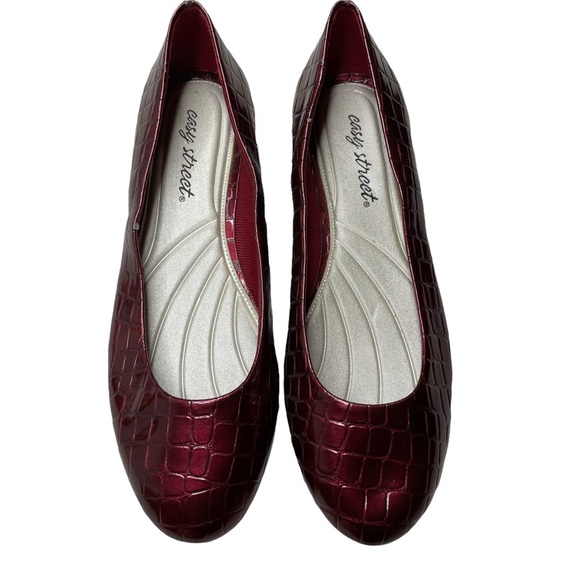 Easy street flats size 8M - Picture 2 of 11